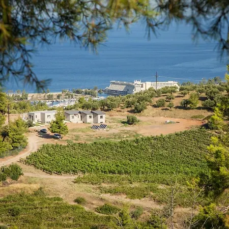 Alikon Adult-only Apartahotel 4*