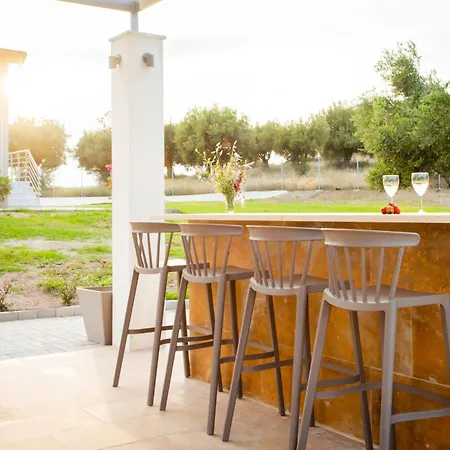 Alikon Adult-only Apartahotel 4*