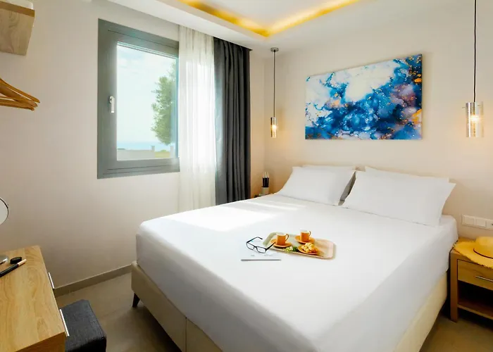 Alikon Adult-only Apart-hotel 4*
